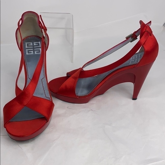 Givenchy Sz 39 Red Satin High Heel Wedge Sandals - Picture 3 of 13